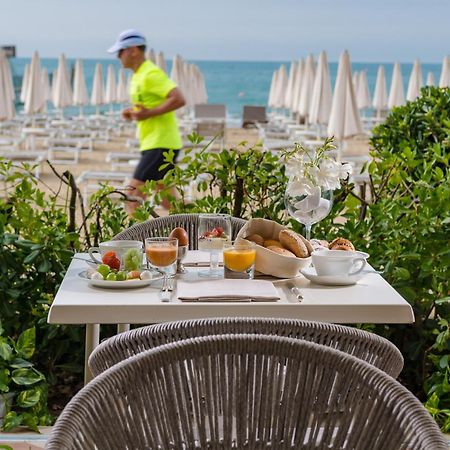 Luxor E Cairo The Beach Resort Lido di Jesolo Exterior foto